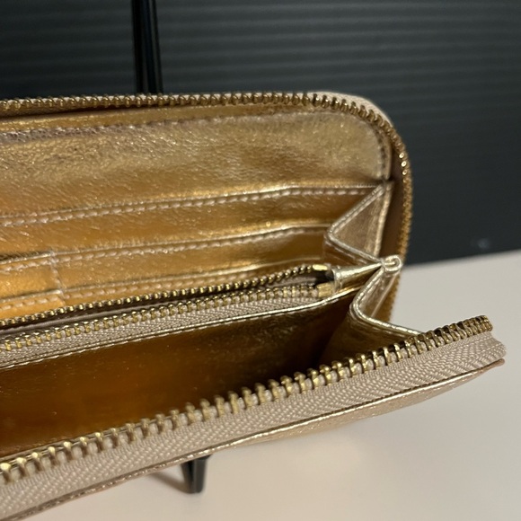 💥LowStart💥Tory Burch wallet💥💥 - Picture 5 of 8